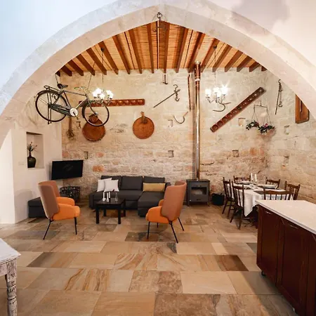 To Palati With Private Pool *