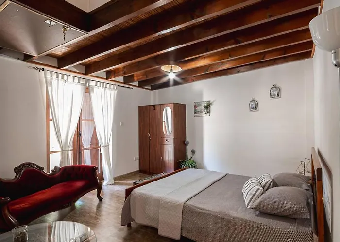 Casa de Férias To Palati With Private Pool Anoyira