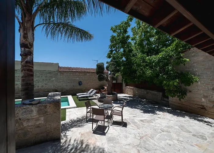 Casa de Férias To Palati With Private Pool Anoyira