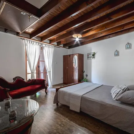 To Palati With Private Pool * Anoyira