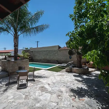 To Palati With Private Pool